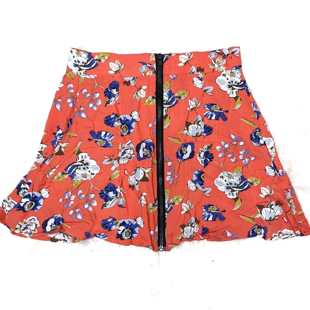 LF Millau Floral Flowy Zip Front Flare Skirt J2